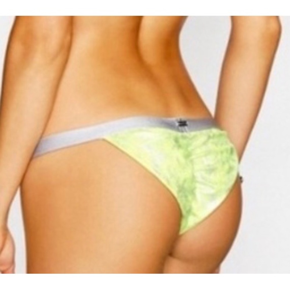 Beach Bunny Galaxy Swimwear Bottoms Skimpy XS Neon‎ Yellow Silver Accents NWT